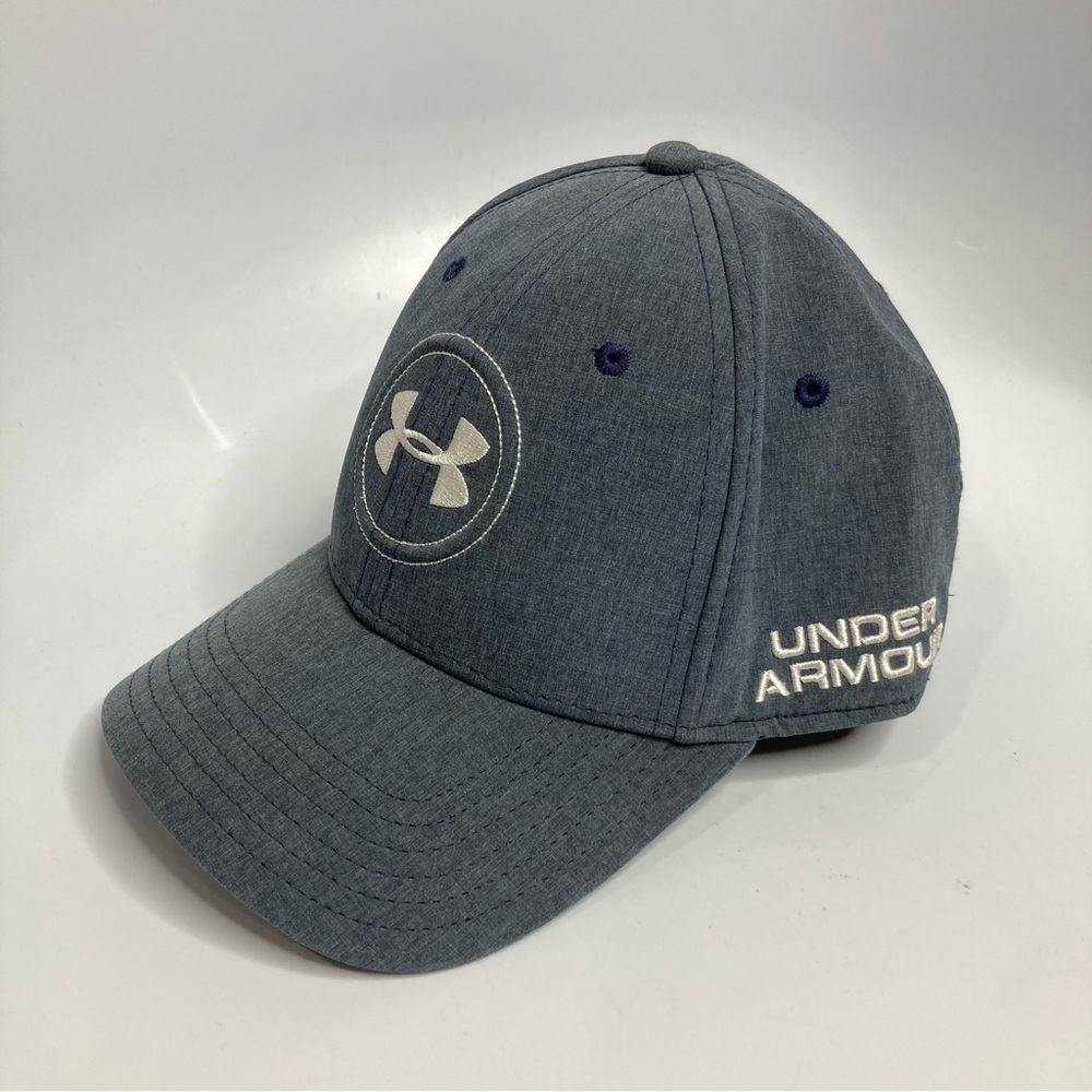 Under Armour Golf baseball Hat Size‎ large/XL